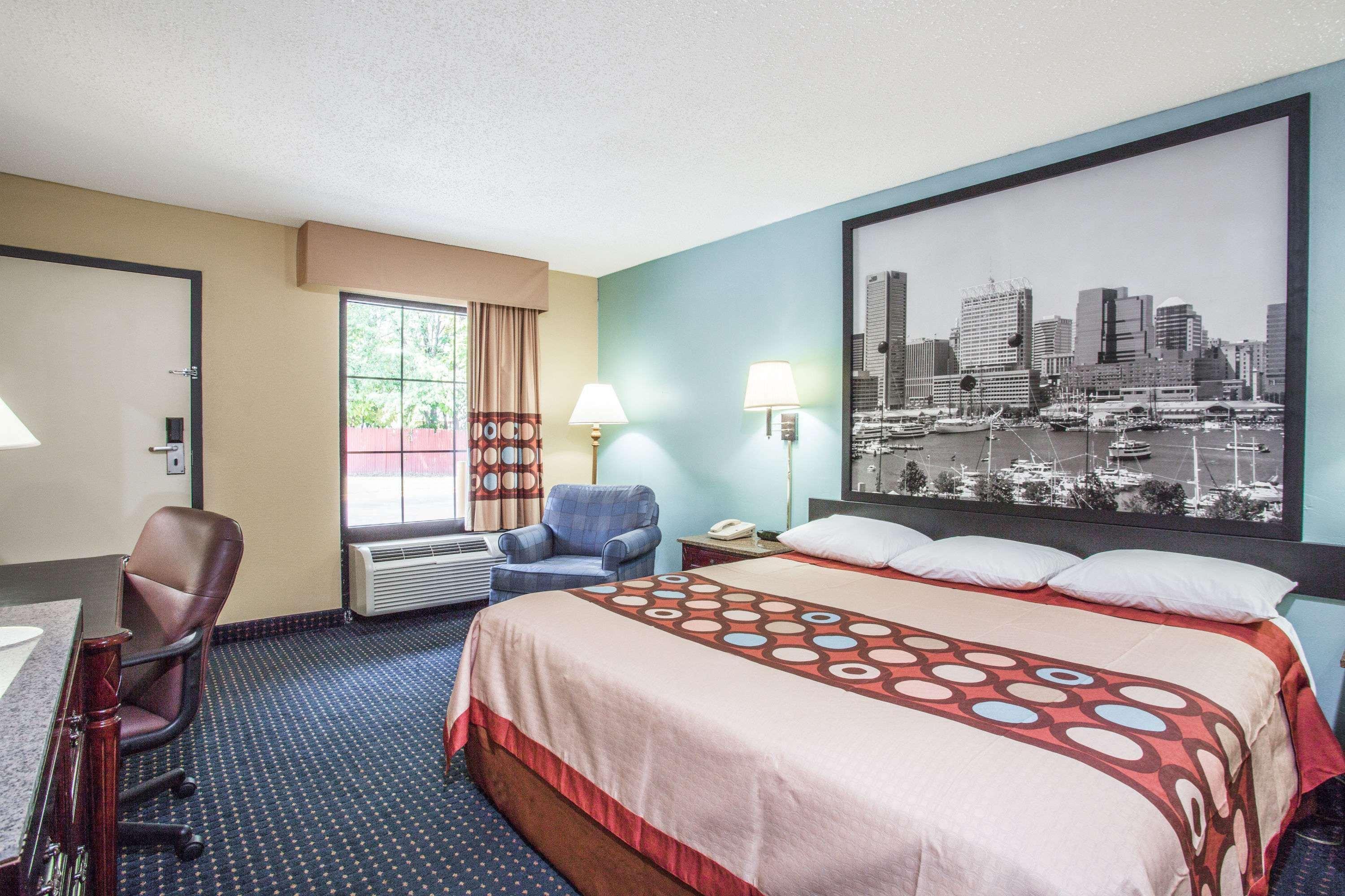 Super 8 By Wyndham Camp Springs/Andrews Afb Dc Area Otel Dış mekan fotoğraf