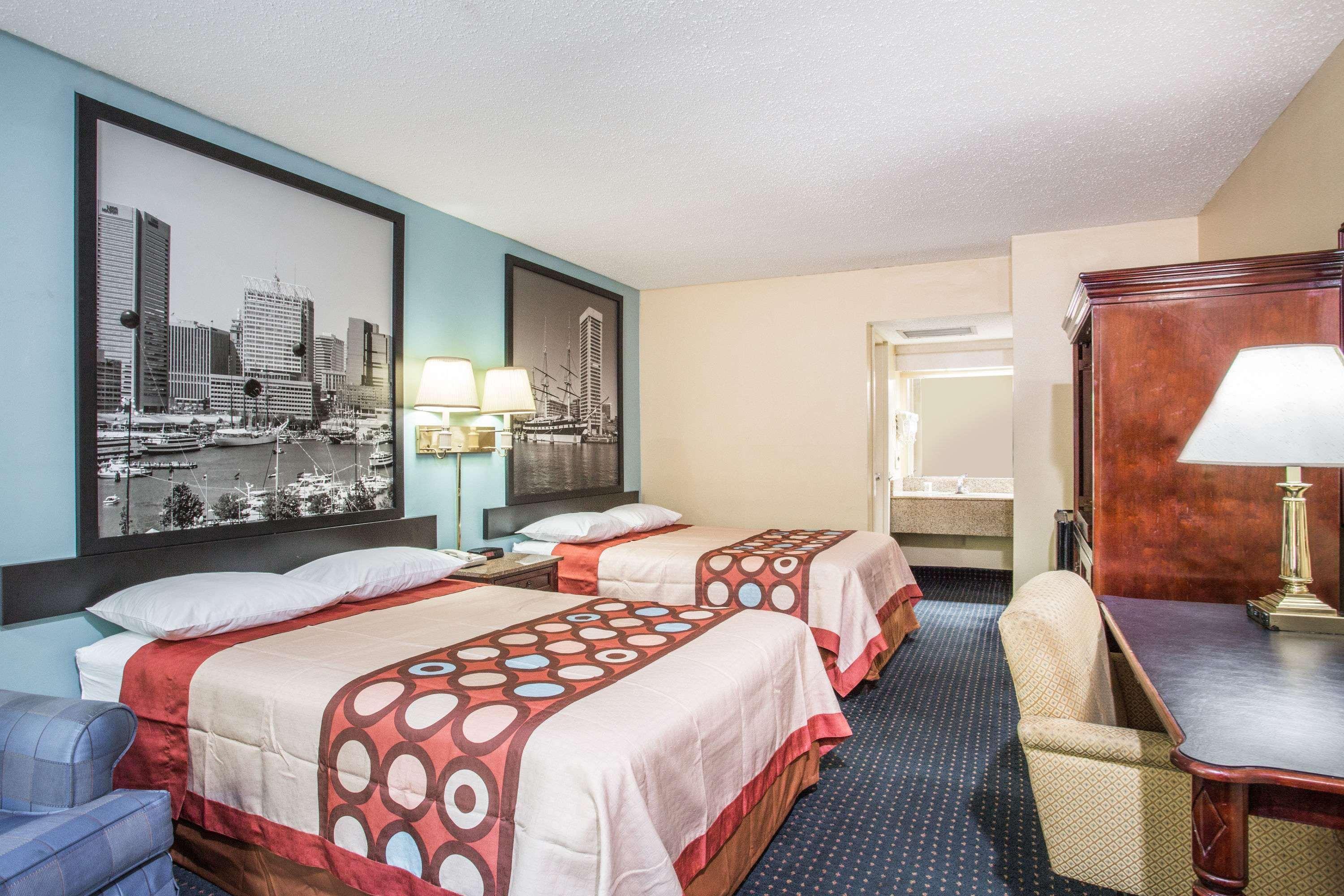 Super 8 By Wyndham Camp Springs/Andrews Afb Dc Area Otel Dış mekan fotoğraf