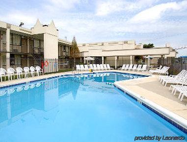 Super 8 By Wyndham Camp Springs/Andrews Afb Dc Area Otel Dış mekan fotoğraf
